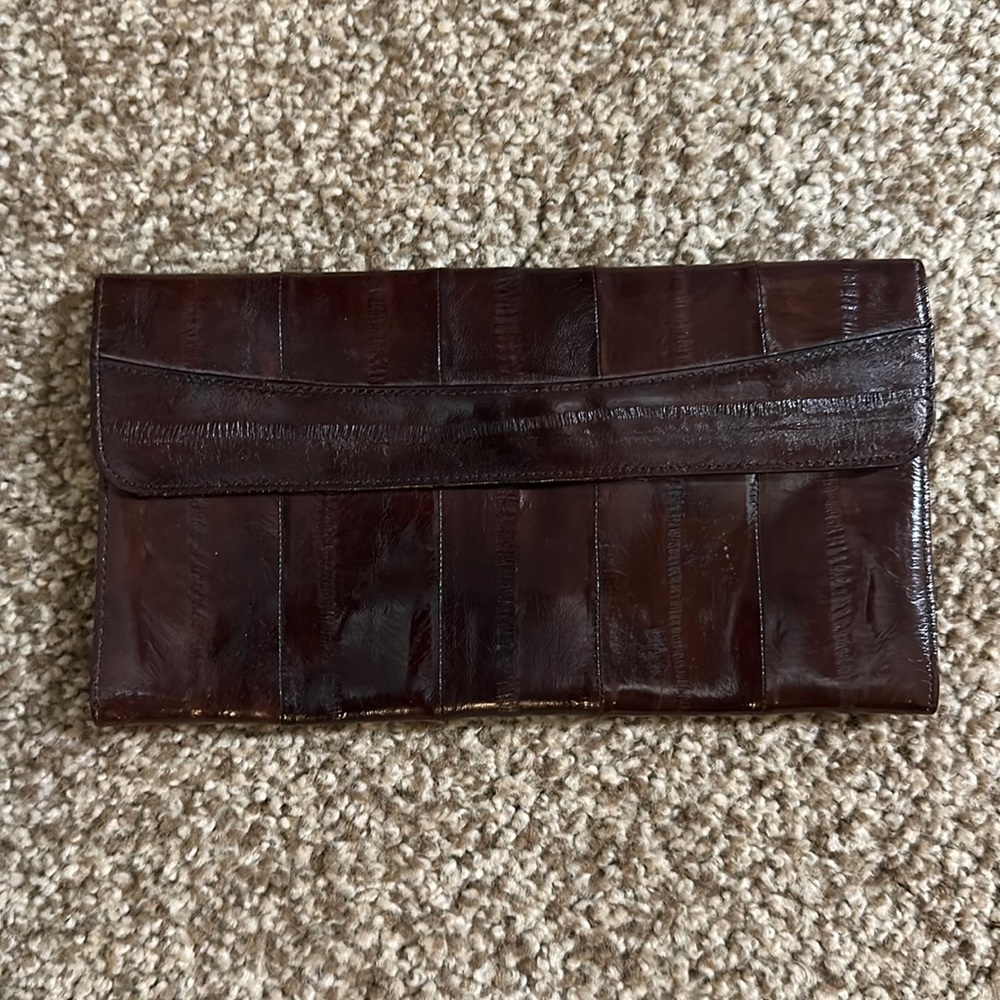 NWOT Brown Eel Skin wallet.